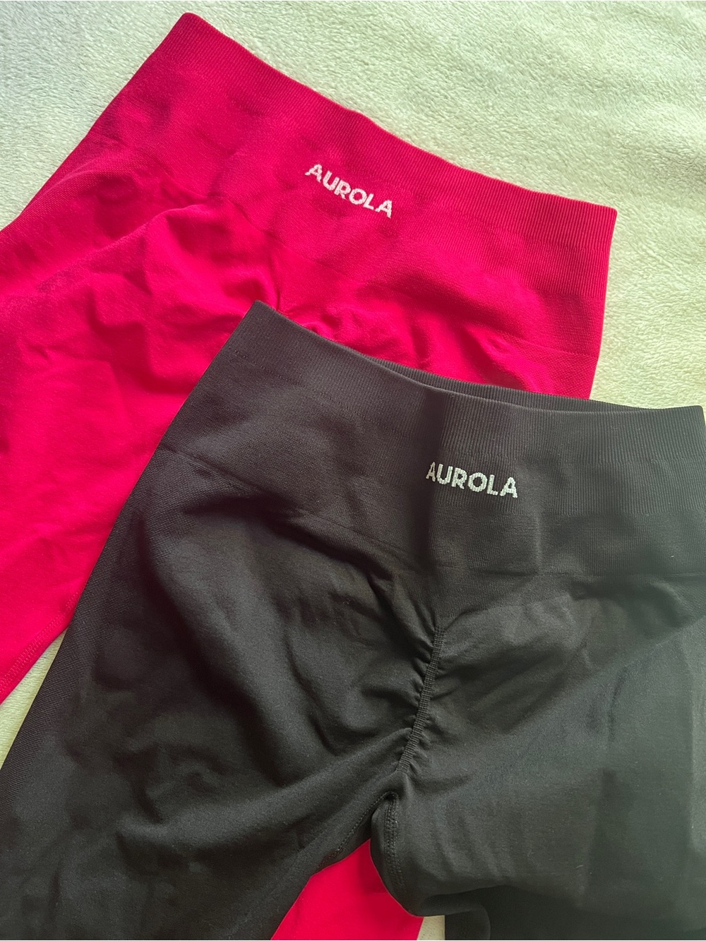 Aurola High-Rise Seamless Leggings - Black & Bright Pink